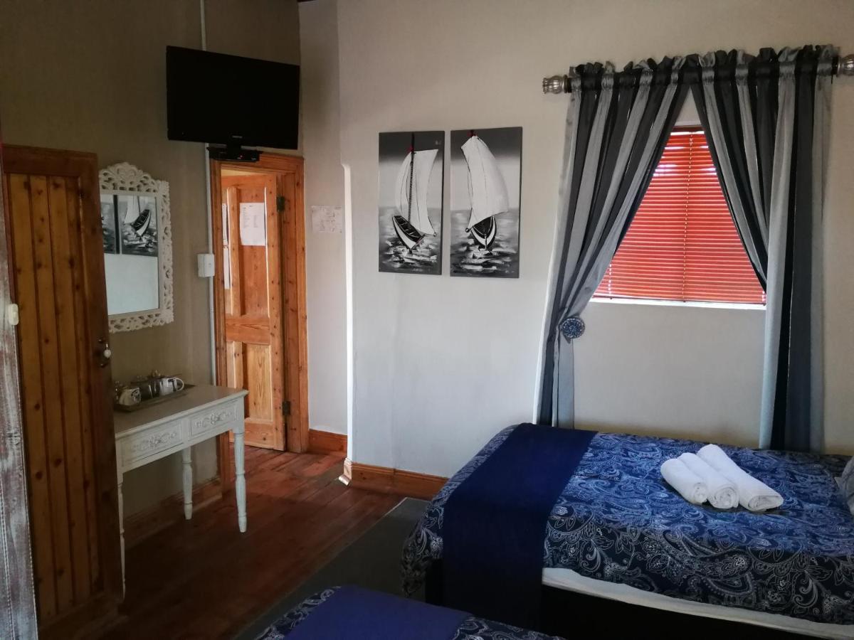 Bougain Villa Guesthouse Winburg Bagian luar foto