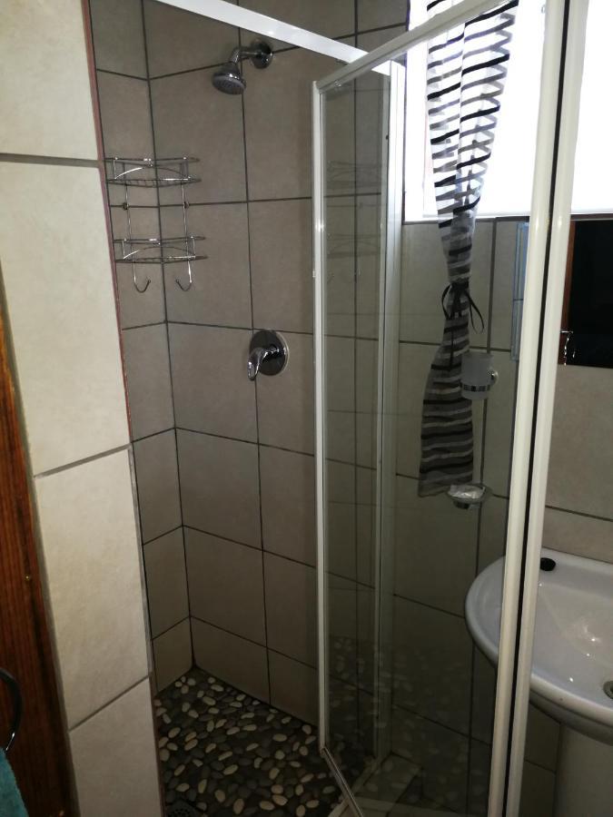 Bougain Villa Guesthouse Winburg Bagian luar foto